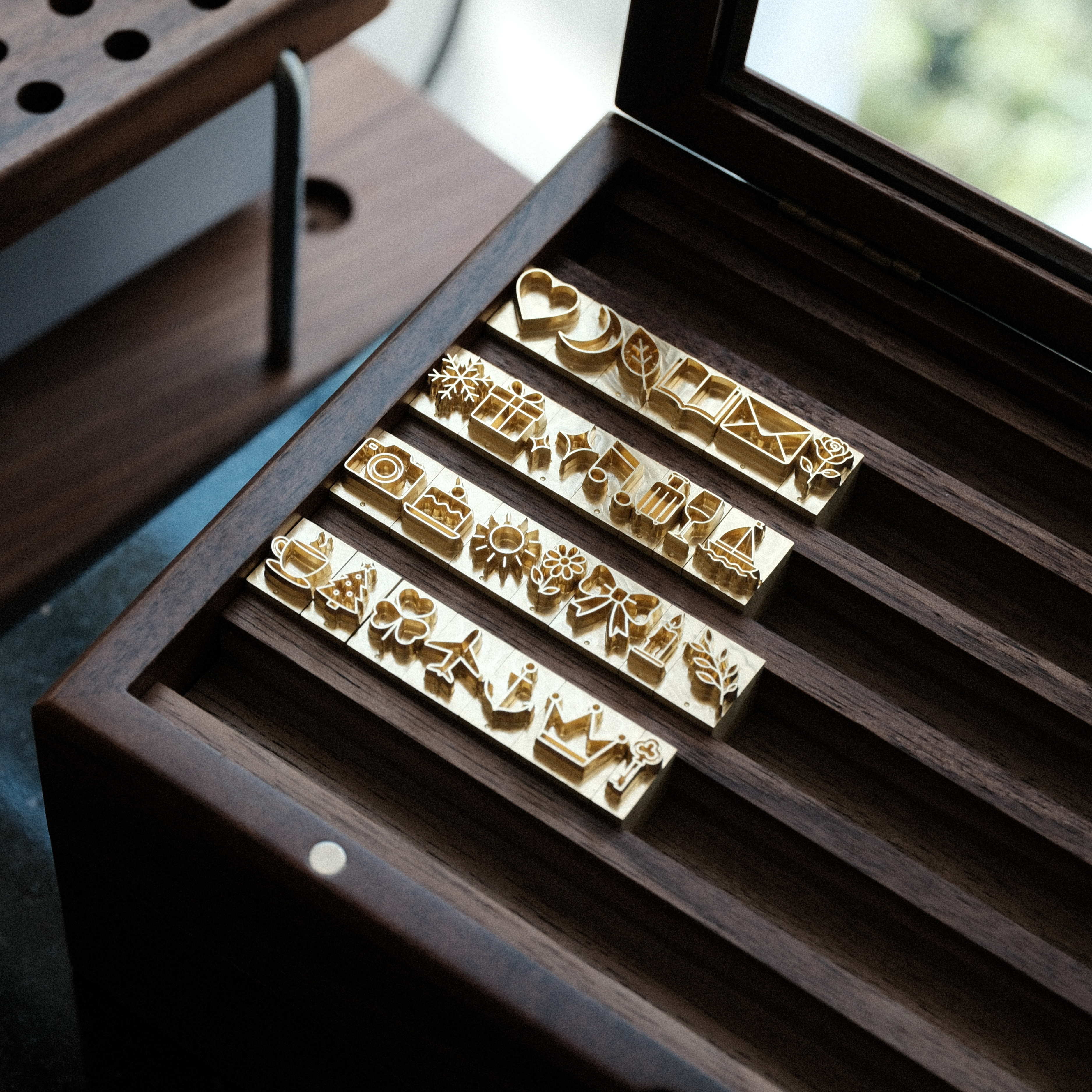 CÍ 10mm Brass Type Set for Hot Foil Stamping
