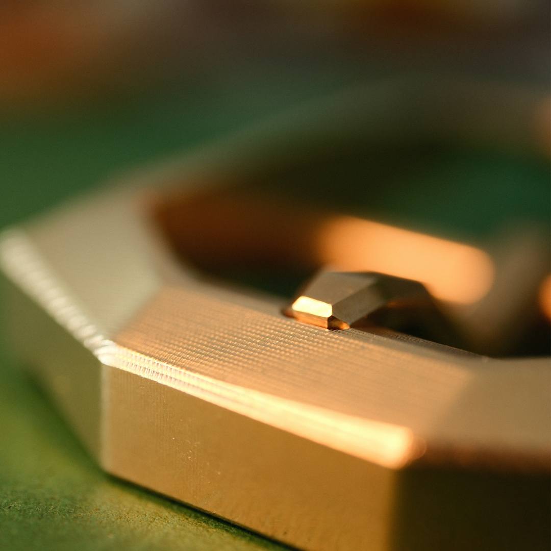 40.5mm Vintage Brass Belt Buckle - Premium Quality