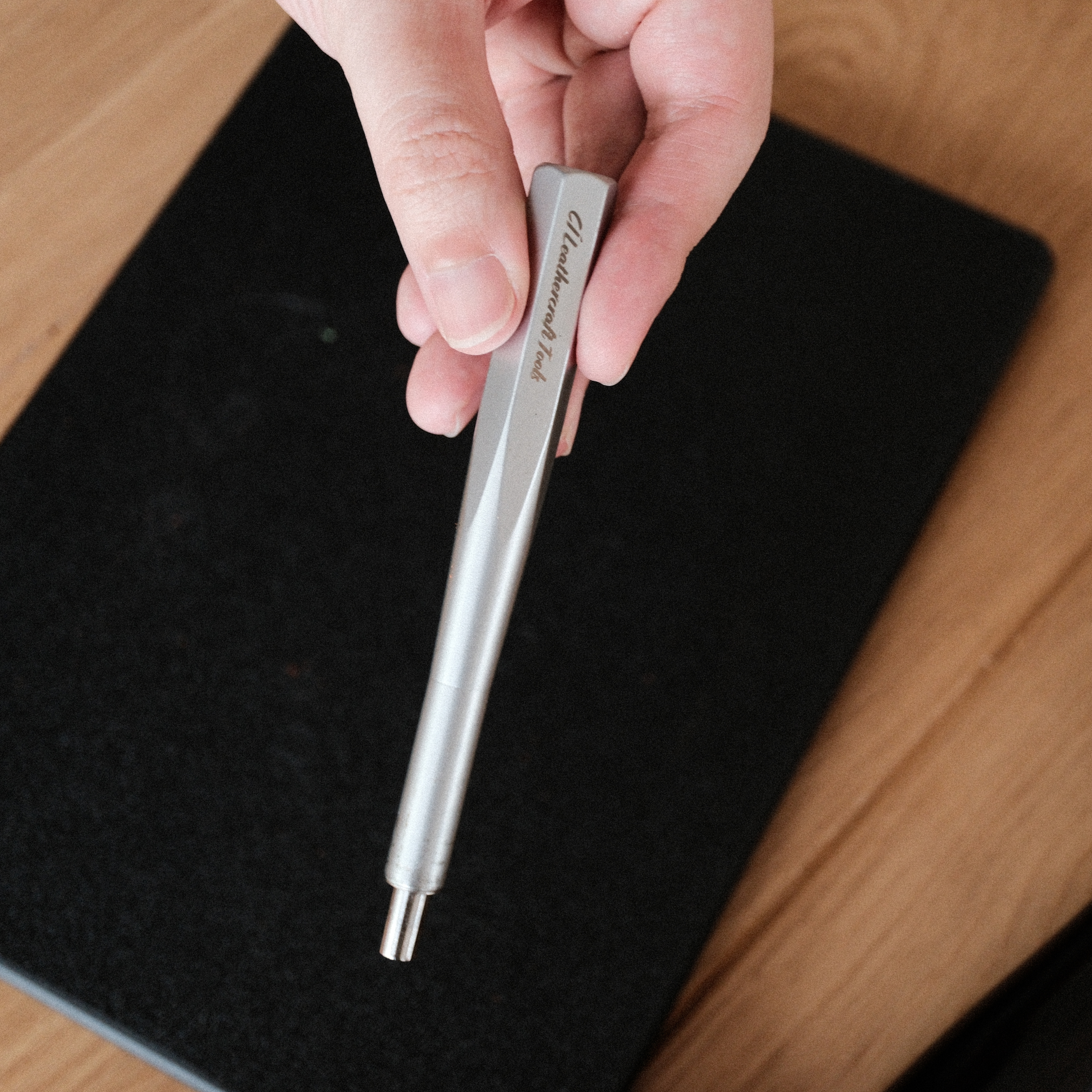 It is made from Taiwan-made high-alloy specialty steel, chosen for edge stability, toughness, and long-term use. Unlike many standard round punches with a tapered body, this punch uses a straight-wall, no-stretch design. The cutting shape goes straight down without expanding the hole, so the finished hole stays closer to the actual punch size.