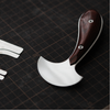 Developed in collaboration with SUI, this leather round knife is designed for smooth cutting, stable control, and comfortable everyday use. The special half-round blade shape makes it easier to apply pressure without straining your wrist, whether you are cutting straight lines, curves, or skiving leather edges.