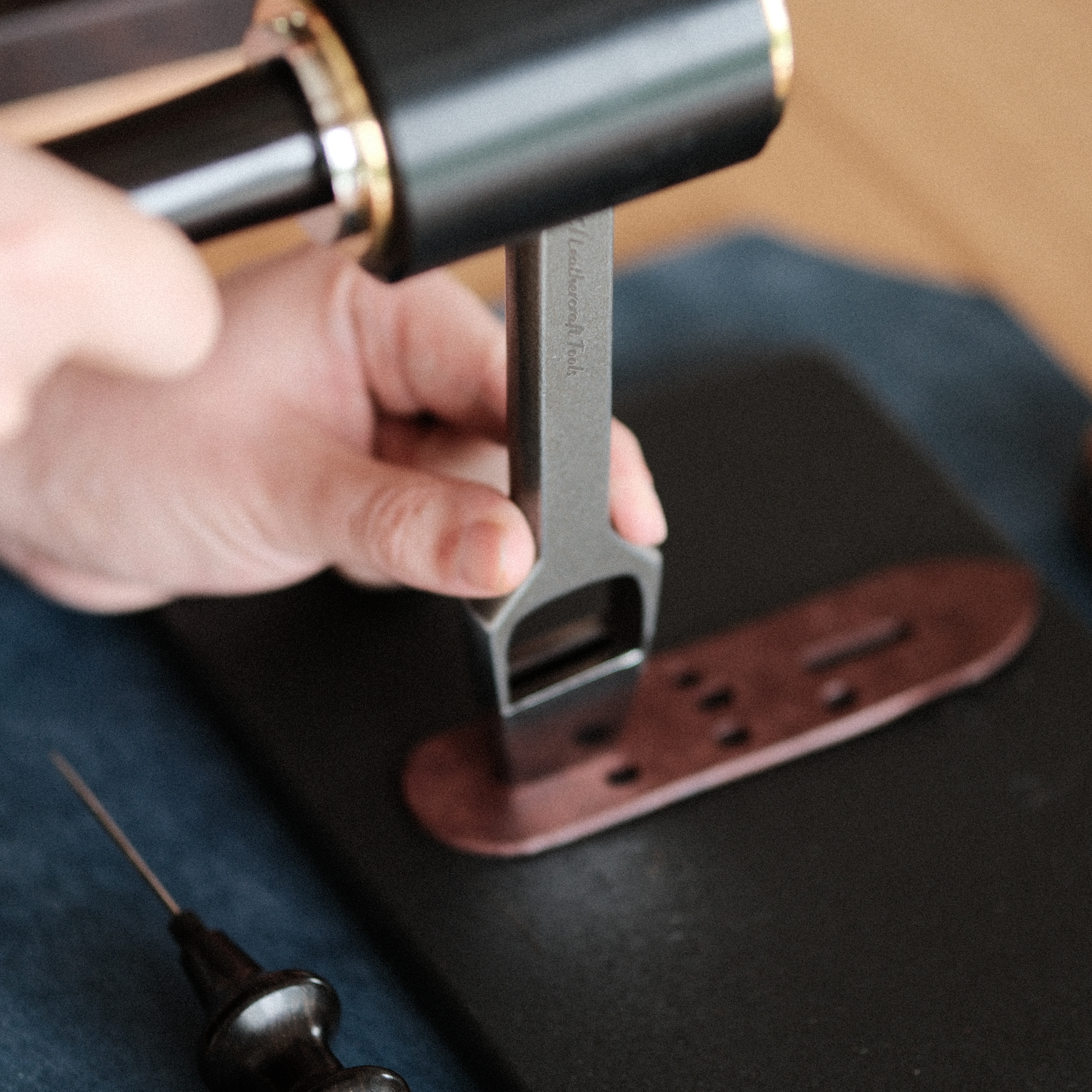 DC53 leather belt slot punch for clean buckle slots, strap holes and oblong cuts. Hand-sharpened, stone-washed and made to order for a steady strike, durable edge and long-term leatherwork use. Shop CÍ × Bangbang.