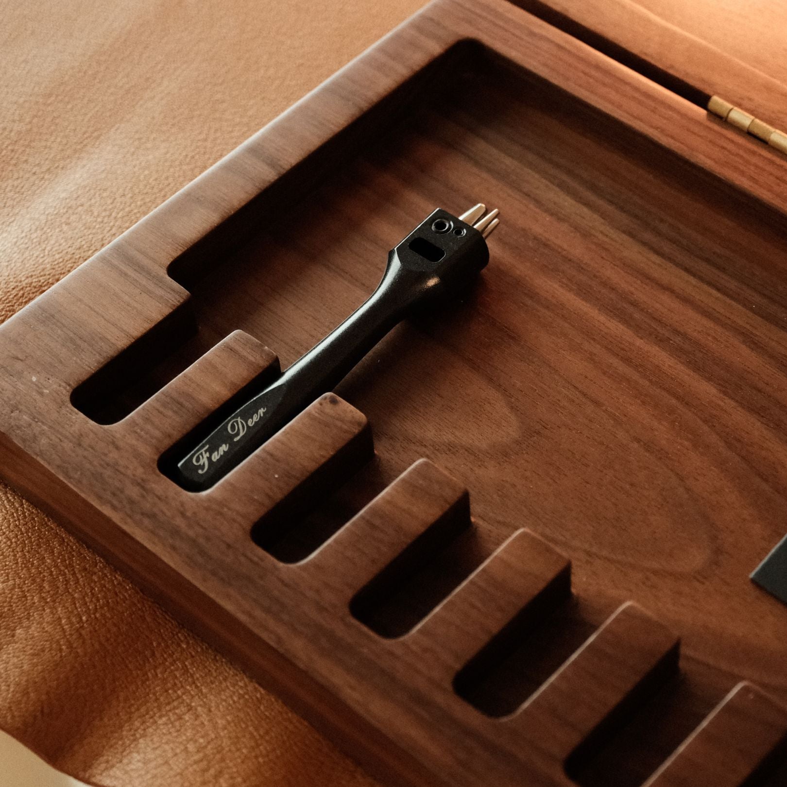 anDeer brogue punch with 3, 5, or 8 holes for curves, straight lines, and longer runs. Sharp DC53 steel, better chip removal, and replaceable heads for easy maintenance. Great for leather shoe and brogue detailing. Upgrade your leathercraft tools today.