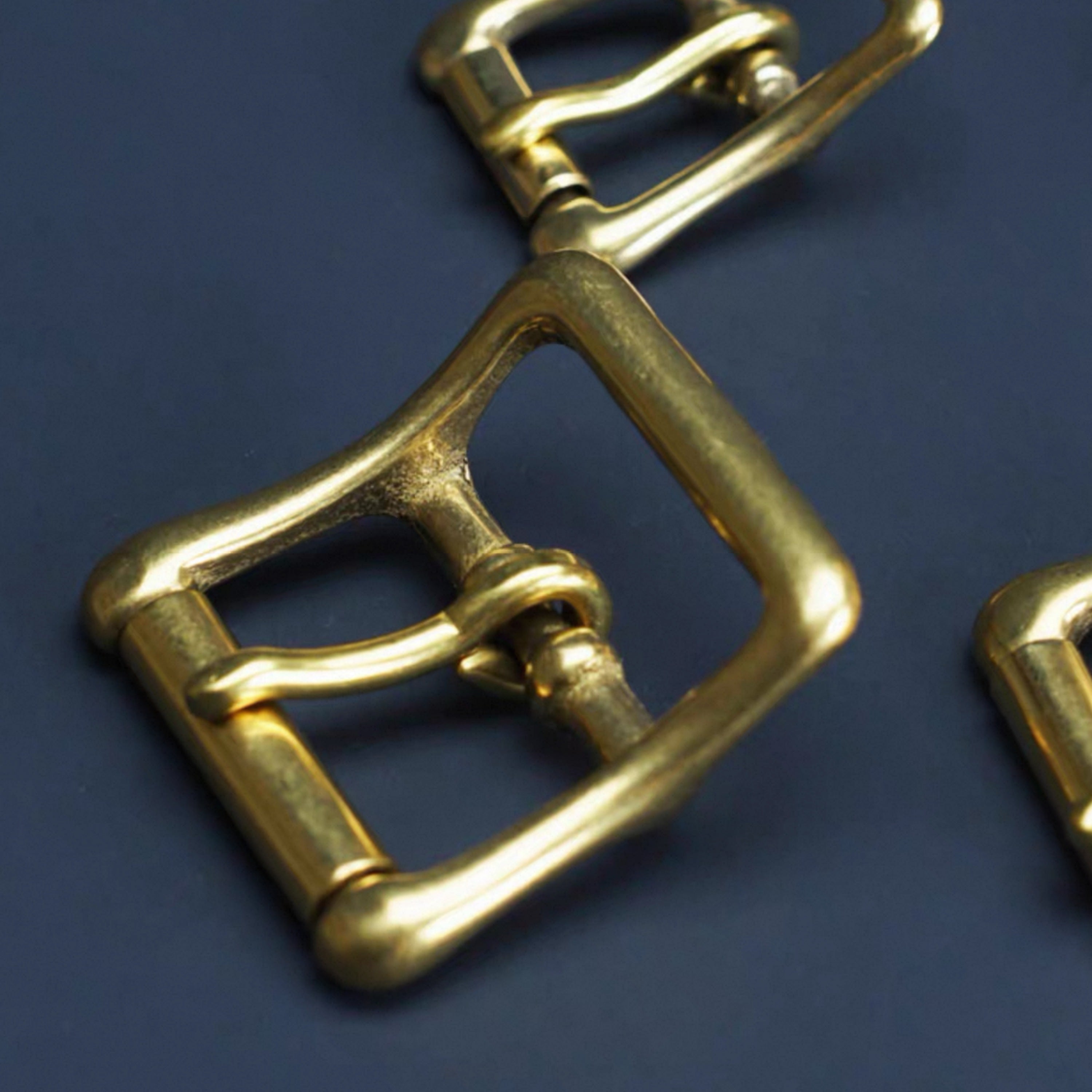 Japanese-Made Solid Brass Double-Wing Strap Buckle | Uncoated Leather Hardware