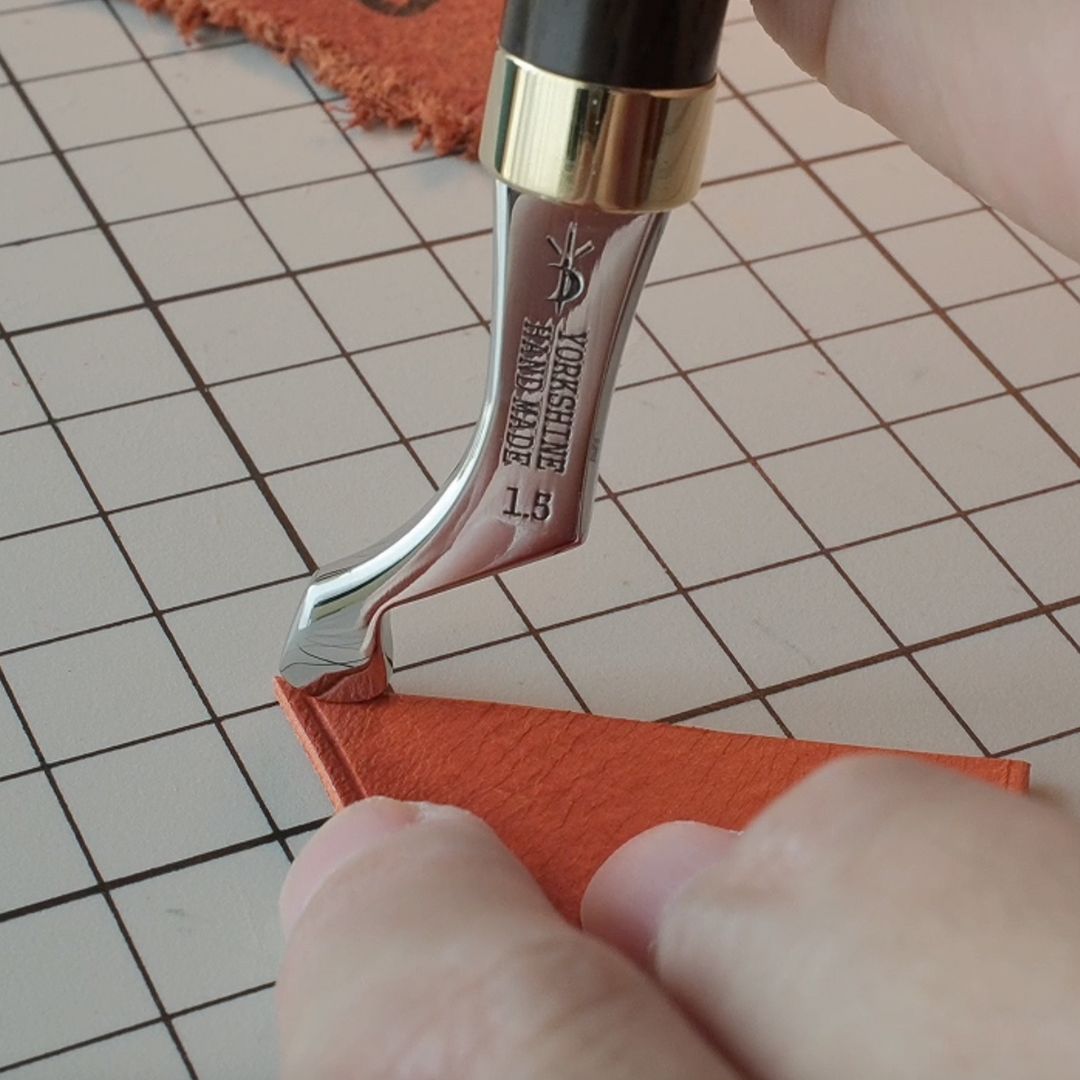 Yorkshine J-type edge creaser