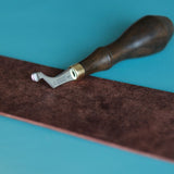 Crafted from high-quality walnut wood and 304 stainless steel, this Yorkshine edge creaser combines elegance with functionality.