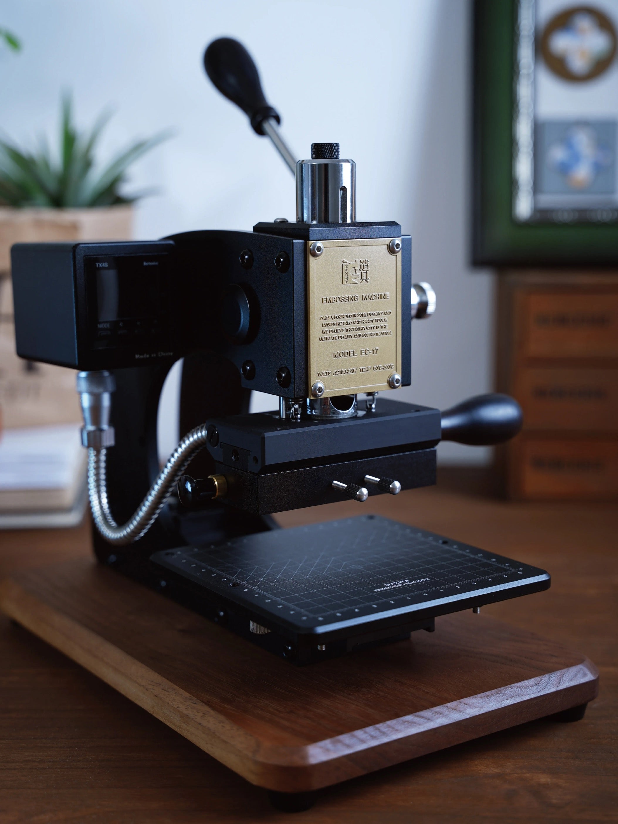 Maxita EC-17 Hot Foil Stamp