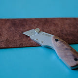 Heavy-Duty Trapezoid Craft Knife