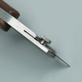 Heavy-Duty Trapezoid Craft Knife