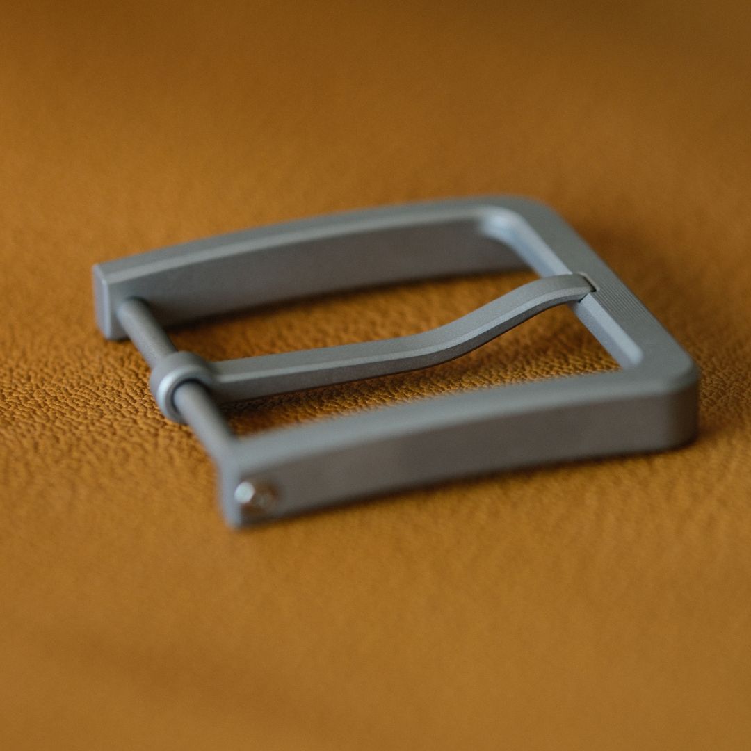Pure Titanium Material: Lightweight, durable, and hypoallergenic.