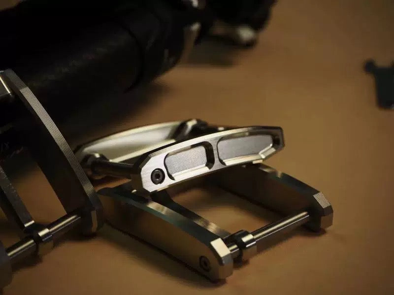 'Sui' Japanese Stainless Steel /Titanium Pin Buckle, 316L CNC