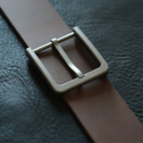 We aimed to create a practical, minimalist, and elegant D-ring belt buckle that offers outstanding value. Made from pure titanium, this buckle is incredibly lightweight, durable, and hypoallergenic—perfect for those seeking both style and comfort. Curious about the benefits of pure titanium?