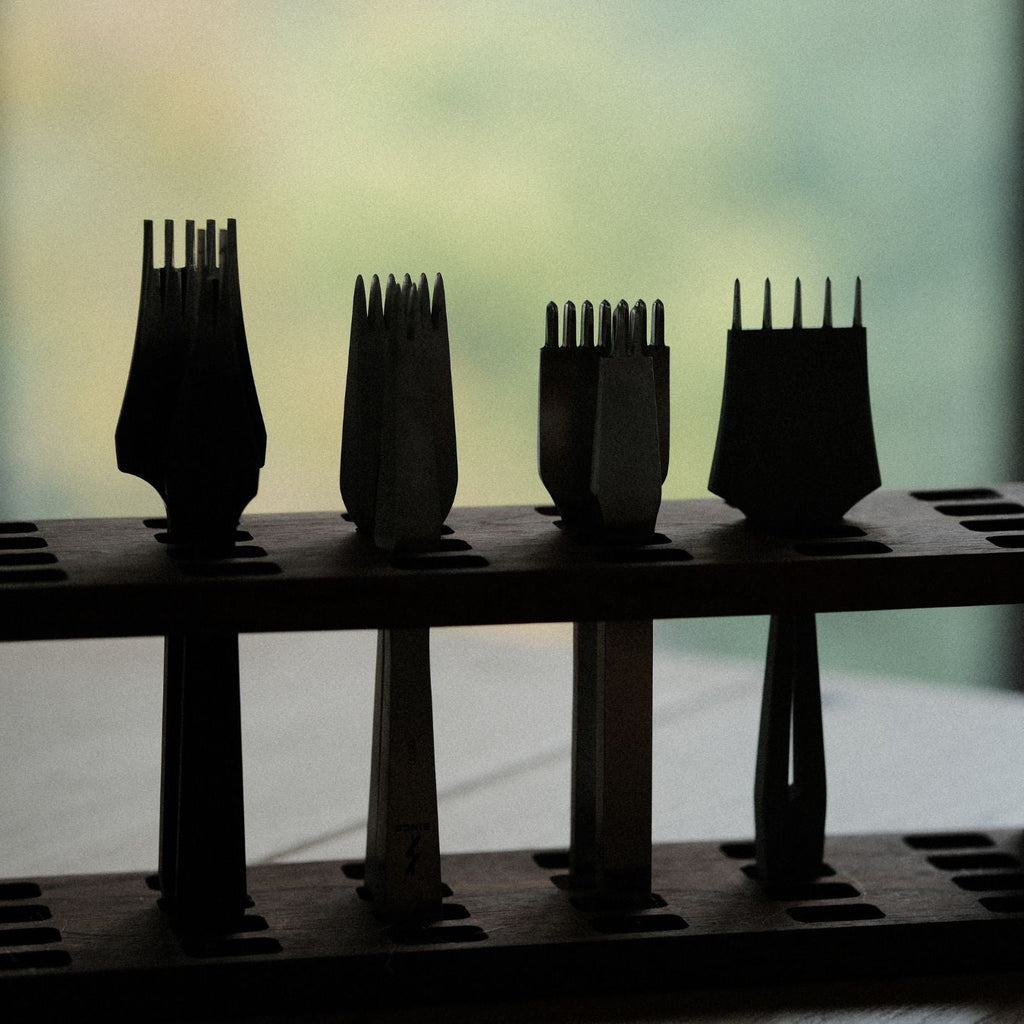 What Makes a High-End Pricking Iron Actually High-End? Steel, Heat Treatment, and Polishing Explained