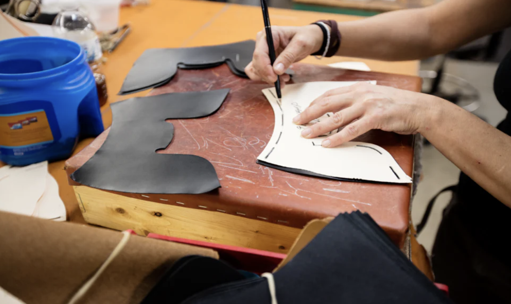 The right tool can significantly elevate your cutting precision and efficiency, especially when working with thicker materials. 