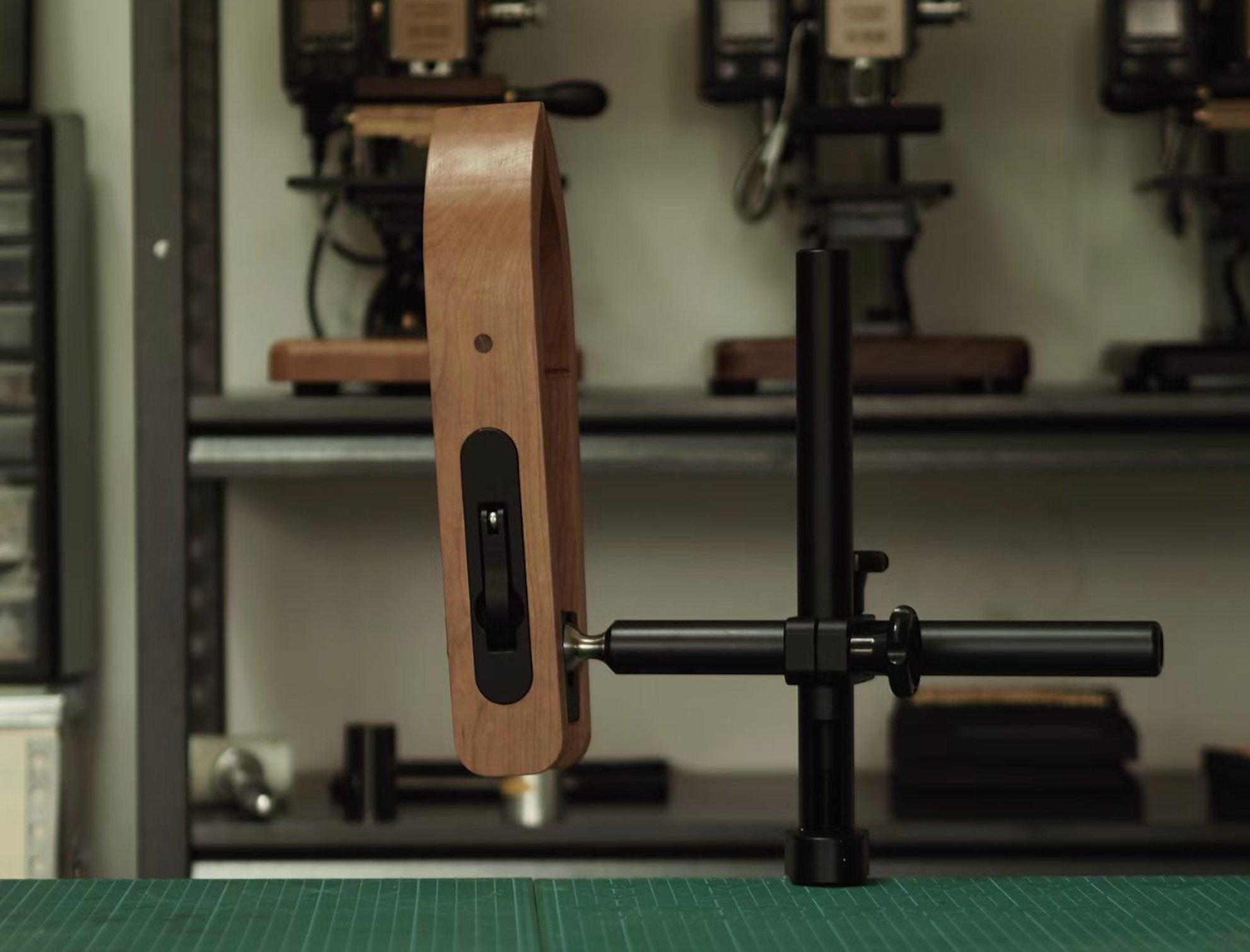 This guide breaks down how to choose the right stitching pony, why it matters for cleaner stitches, and how Maxita’s walnut & willow models compare—so you can stitch smarter, not harder!