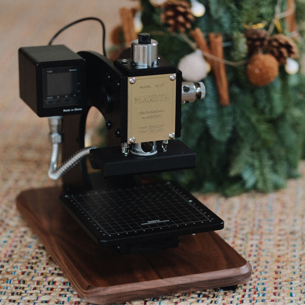 Why the Maxita EC-17 Is a Smart Hot Foil Machine for Small Workspaces, Pop-Ups, and Everyday Leather Projects