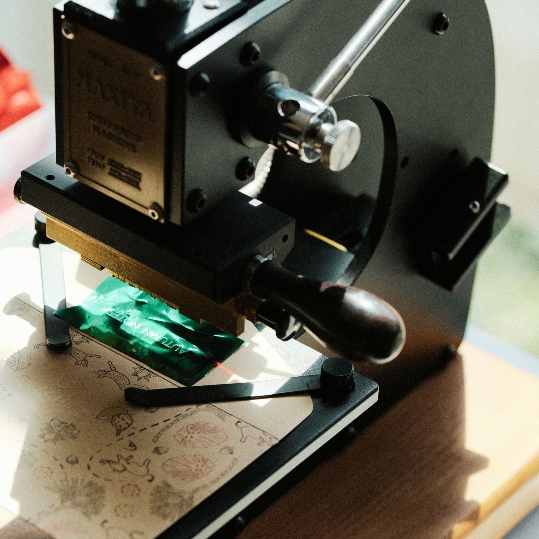 Discover how the Maxita EC-27 hot foil stamping machine transforms paper, cardstock & packaging into branded masterpieces. With precise heat control, flexible design, and pro-level consistency — bring your brand story to life in every detail. Explore now.