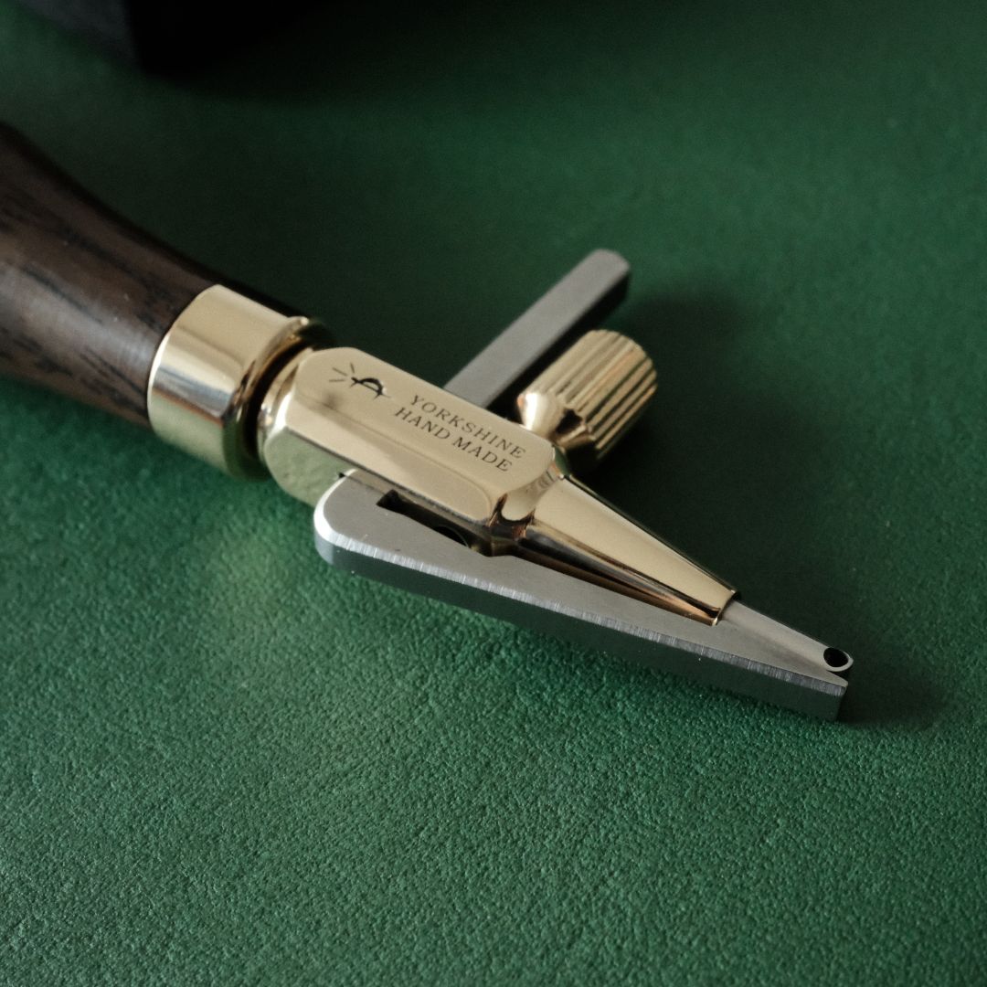 Craving Flawless Leather Stitching? The Yorkshine Leather Groover Tool Is Your Secret Weapon