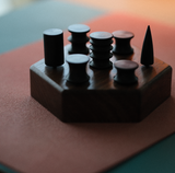 Designed for a variety of polishing needs, it’s equipped with a universal wheel for easy adjustment, variable speeds ranging from 1500 to 60000 RPM, and seven types of sandalwood polishing heads.