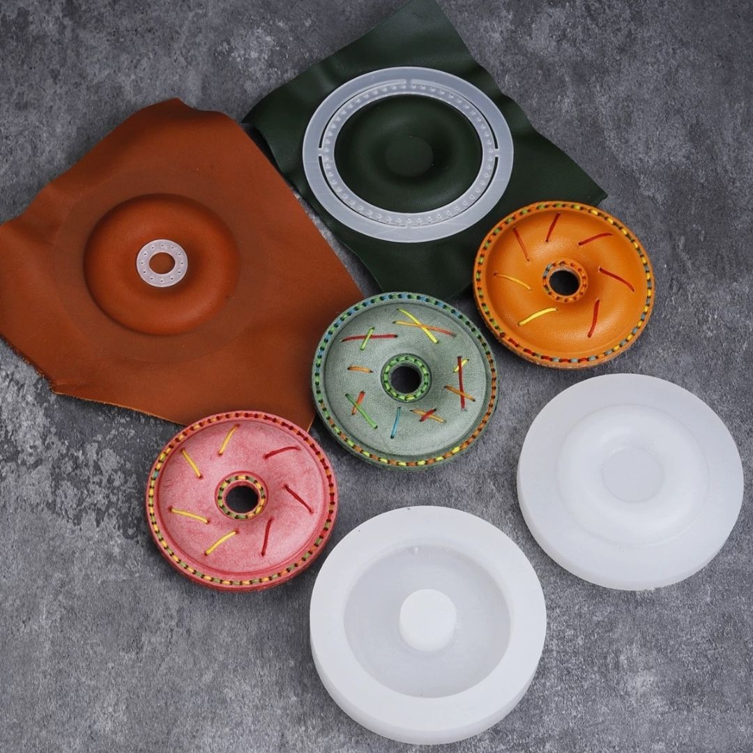 Donut Leather Decoration Shaping Mold & Vegetable Tanned Leather Cut Pieces