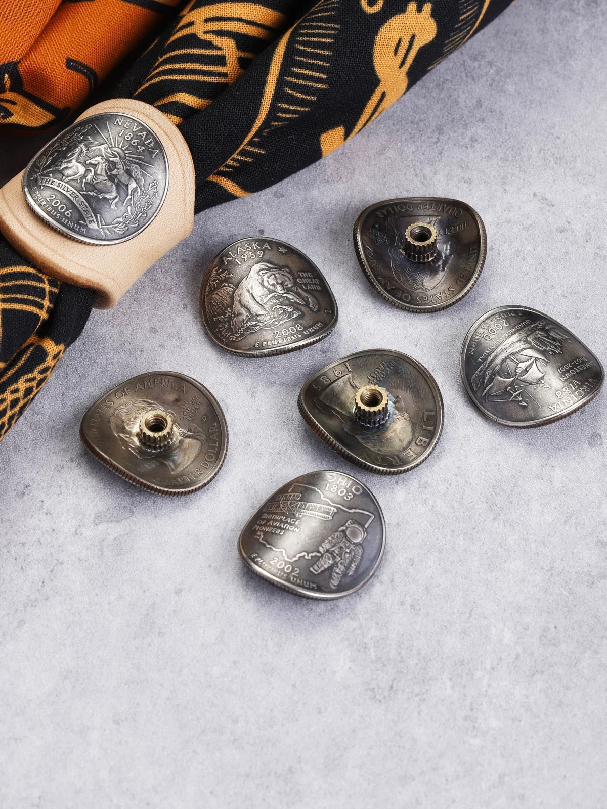 Leather Cutting Die for Scarf Ringwith Vintage Coin Buckle