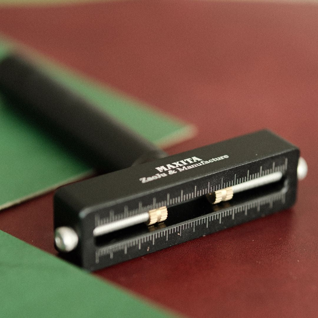  MAXITA Hand Stamp Tool is just what you need. Made from durable aluminum alloy, it comes in both Single Row and Double Row options. Easy to use—simply align your letter or logo stamp, strike the handle, and watch your design come to life on leather. No need for power outlets or bulky setups—just pure craftsmanship in every strike. Ideal for adding a personal touch to your projects without the hassle.