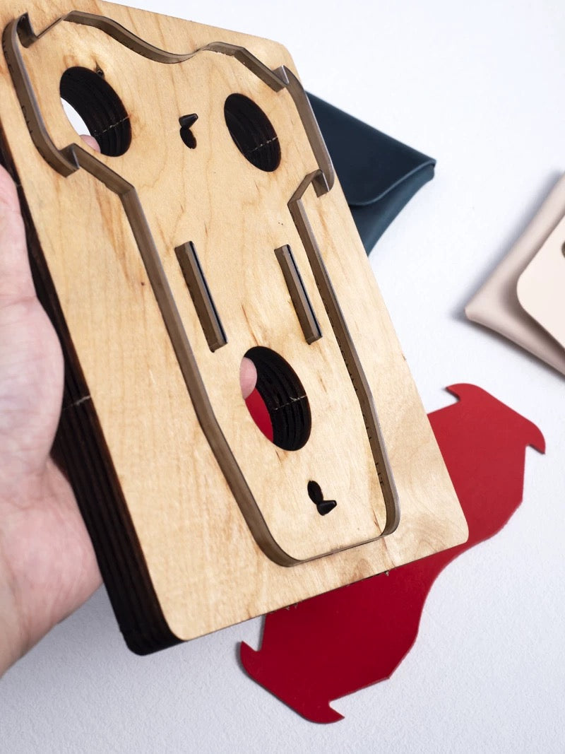 No-Sew Card Holder/Wallet Cutting Die