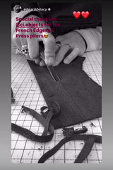 If you’ve ever struggled to control your skiver when thinning small, curved areas—this tool makes it a lot easier. The Yorkshine Wide Skiver is designed for detail work like raised edges, gussets, and fold preps, where precision really matters. It’s sharp, compact, and surprisingly smooth to use.