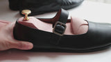 Keep your leather shoes in shape with natural cedar shoe trees. Featuring an adjustable split toe, twin-tube spring support and a convenient heel knob, they help reduce creasing, absorb excess moisture and maintain your shoes' original shape. Explore quality shoe care essentials at CÍ OFFICIAL.