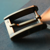 Elevate your leathercraft projects with the "Sui" Brass Belt Buckle, combining timeless craftsmanship with modern aesthetics.